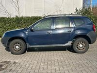 Second-hand Dacia Duster 105 CP (77 kW) 2013 Albastru SUV