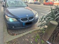 Gebraucht BMW 520 170 PS (125 kW) 2004 Blau Limousine