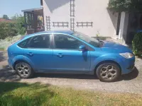Używany Ford Focus 101 KM (74 kW) 2010 Niebieski Sedan/Limuzyna