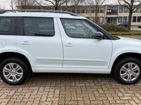 Gebraucht Skoda Yeti Active 110 PS (80 kW) 2015 Weiß SUV