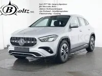 Gebraucht Mercedes GLA200 Progressive 163 PS (119 kW) 2023 Silber SUV
