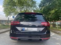Gebraucht VW Passat Highline 190 PS (139 kW) 2016 Schwarz Kombi