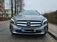 Gebraucht Mercedes GLA220 177 PS (130 kW) 2015 Grau SUV