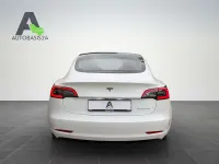 Gebraucht Tesla Model 3 324 kW (441 PS) 2022 Weiß Limousine