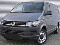 Gebraucht VW Transporter 102 PS (75 kW) 2019 Grau Van
