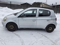 Gebraucht Toyota Yaris Verso Sol 84 PS (61 kW) 2005 Van / Kleinbus