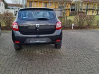 Gebraucht Dacia Sandero 75 PS (55 kW) 2014 Schwarz Limousine