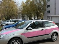 Second-hand Ford Focus 75 CP (55 kW) 1999 Argintiu Berlinǎ