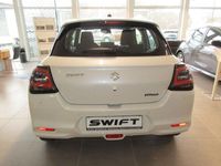 Neu Suzuki Swift Club 83 PS (61 kW) 2025 Weiß Limousine