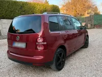 Gebraucht VW Touran 140 PS (102 kW) 2010 Rot Van / Kleinbus