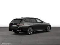 Gebraucht BMW 540 286 PS (210 kW) 2025 Grau Kombi