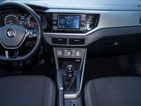 Second-hand VW Polo Comfortline 75 CP (55 kW) 2018 Alb Hatchback