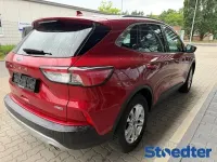 Gebraucht Ford Kuga Titanium 152 PS (111 kW) 2021 Rot SUV