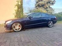 Gebraucht Mercedes E250 Elegance 204 PS (150 kW) 2010 Blau Coupé