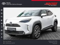 Gebraucht Toyota Yaris Connect Style 116 PS (85 kW) 2023 Schneeweiß Kleinwagen