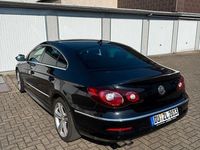 Gebraucht VW Passat 140 PS (102 kW) 2011 Schwarz Limousine