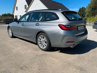 Gebraucht BMW 320 Shadowline 190 PS (139 kW) 2024 Grau Kombi