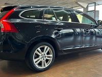 Gebraucht Volvo V60 Momentum 150 PS (110 kW) 2012 Schwarz Kombi