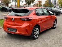 Gebraucht Opel Corsa-e Edition 100 kW (136 PS) 2022 Power orange/dynamik orange Kleinwagen