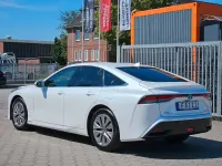 Gebraucht Toyota Mirai Executive 182 PS (133 kW) 2022 Frozen white Limousine