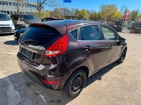 Gebraucht Ford Fiesta Titanium 90 PS (66 kW) 2009 Rot Kleinwagen
