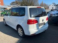 Gebraucht VW Touran 105 PS (77 kW) 2015 Weiß Van / Kleinbus