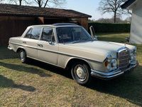 Second-hand Mercedes 280 1972 Alb Berlinǎ