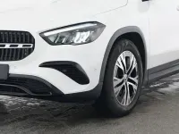 Gebraucht Mercedes GLA180 Advanced 136 PS (100 kW) 2025 Unilack polarweiß SUV