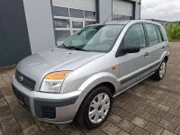 Gebraucht Ford Fusion Style 80 PS (58 kW) 2008 Polarsilber metallic Kleinwagen