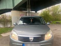 gebraucht Dacia Sandero 1,4 l Klimaanlage
