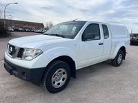 Gebraucht Nissan Navara 171 PS (125 kW) 2007 Weiß Pickup