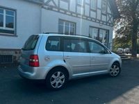 Gebraucht VW Touran 140 PS (102 kW) 2006 Silber Van / Kleinbus