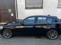 Gebraucht BMW 116 109 PS (80 kW) 2018 Schwarz Kleinwagen