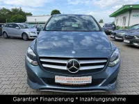 Gebraucht Mercedes B220 184 PS (135 kW) 2015 Blau Kleinwagen