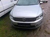 Usata VW Passat 140 CV (102 kW) 2011 Argento Station wagon