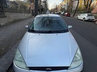 Usata Ford Focus 100 CV (73 kW) 1999 Grigio Berlina