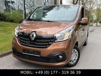 Usata Renault Trafic Expression 145 CV (106 kW) 2016 Marrone Monovolume