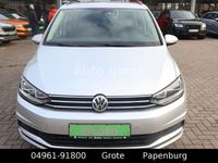 Gebraucht VW Touran Edition 150 PS (110 kW) 2019 Silber Van / Kleinbus