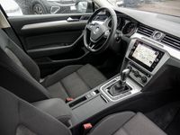 gebraucht VW Passat Passat Variant ComfortlineVariant 2.0 TDI Comfortline DSG ACC LED NAVI