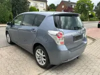 Gebraucht Toyota Verso Travel 147 PS (108 kW) 2012 Blau Van / Kleinbus