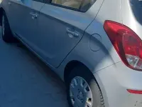 Gebraucht Hyundai i20 Trend 86 PS (63 kW) 2013 Silber Kleinwagen