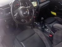 Gebraucht Mini Cooper D 116 PS (85 kW) 2016 Schwarz Kleinwagen