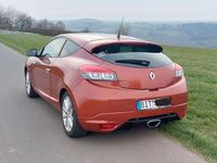 Gebraucht Renault Mégane III Dynamique 179 PS (131 kW) 2010 Orange Coupé