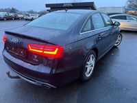 Usado Audi A6 179 HP (131 kW) 2014 Azul Sedan