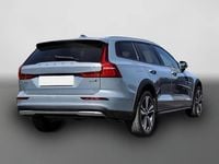 Gebraucht Volvo V60 CC Plus 197 PS (144 kW) 2023 Grau Kombi