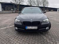 Gebraucht BMW 530 258 PS (189 kW) 2012 Braun Limousine