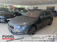 Gebraucht Skoda Octavia Style 204 PS (150 kW) 2021 Quarzgrau metallic Kombi