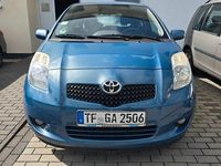 Gebraucht Toyota Yaris 69 PS (50 kW) 2008 Blau Limousine