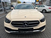 Gebraucht Mercedes E200 160 PS (117 kW) 2022 Hellelfenbein Limousine