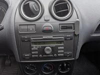 Gebraucht Ford Fiesta 60 PS (44 kW) 2007 Silber Kleinwagen